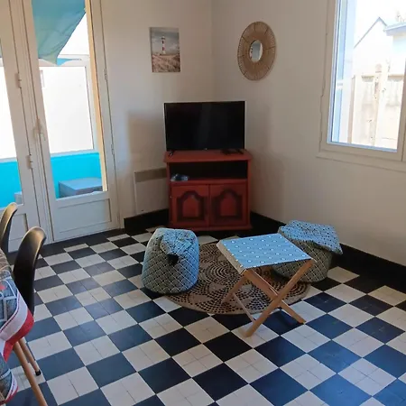 Holiday home Maison Charmante A Port-bail-sur-mer, Grand Jardin Clos *